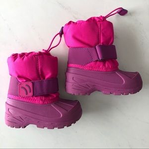 Cat & Jack snow boots, size 7/8